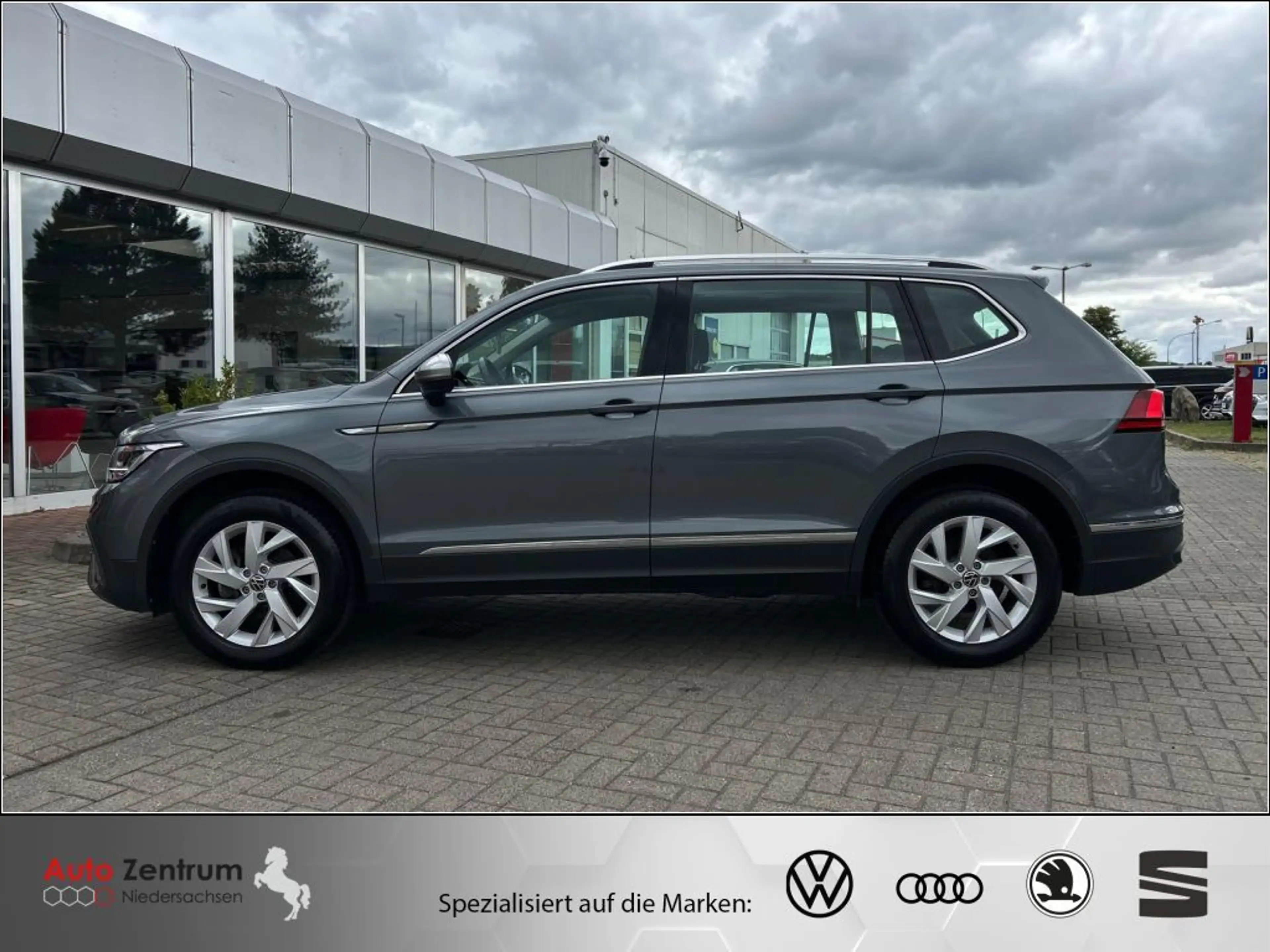 Volkswagen Tiguan Allspace 2.0 TDI SCR 4Motion DSG Life — photo 6