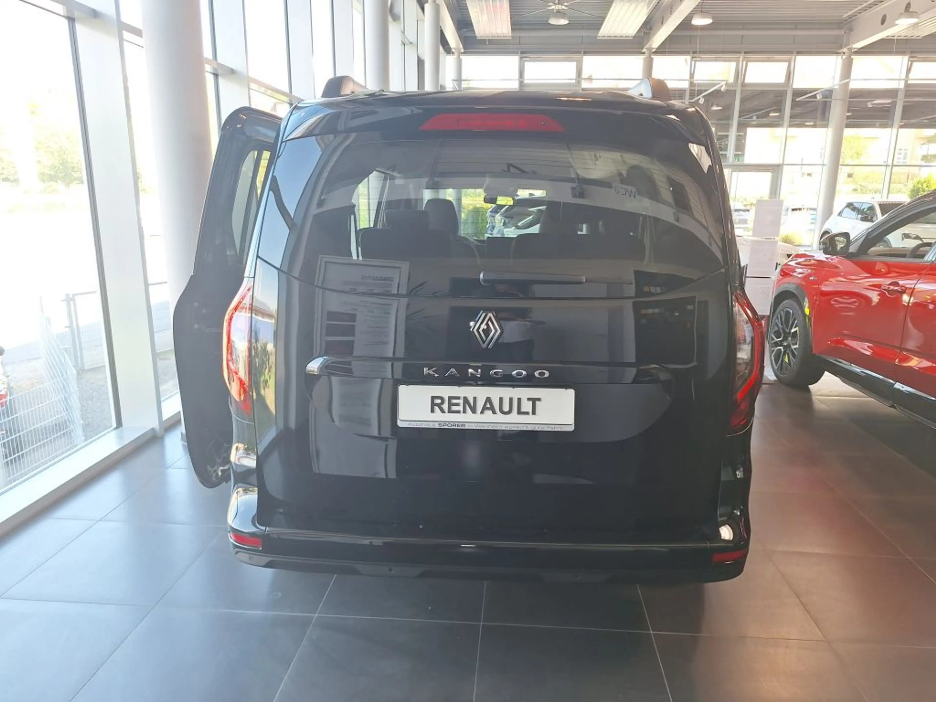 Renault Kangoo Grand TCe 130 EDC Techno (RFK) — photo 3