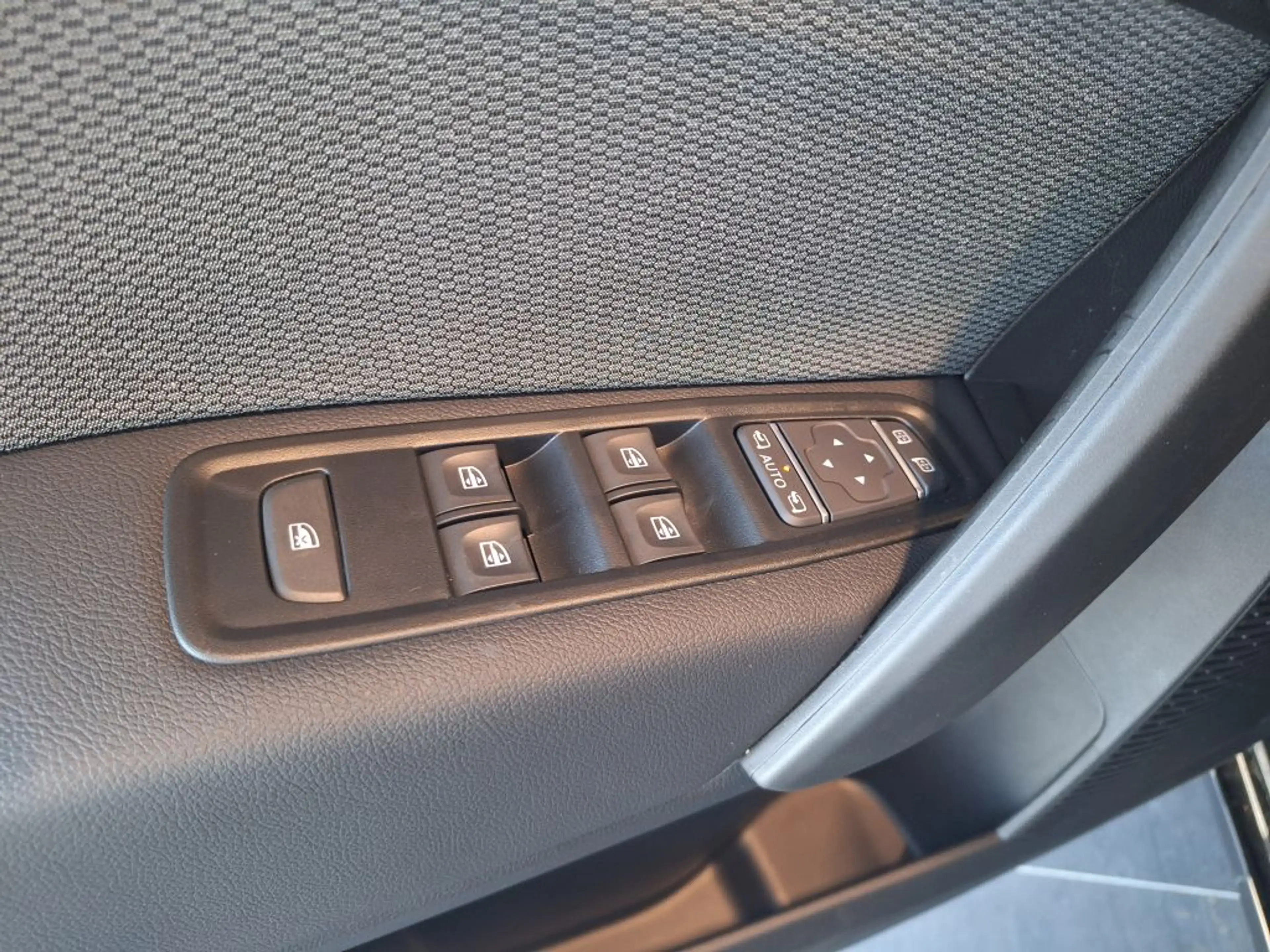 Renault Kangoo Grand TCe 130 EDC Techno (RFK) — photo 7