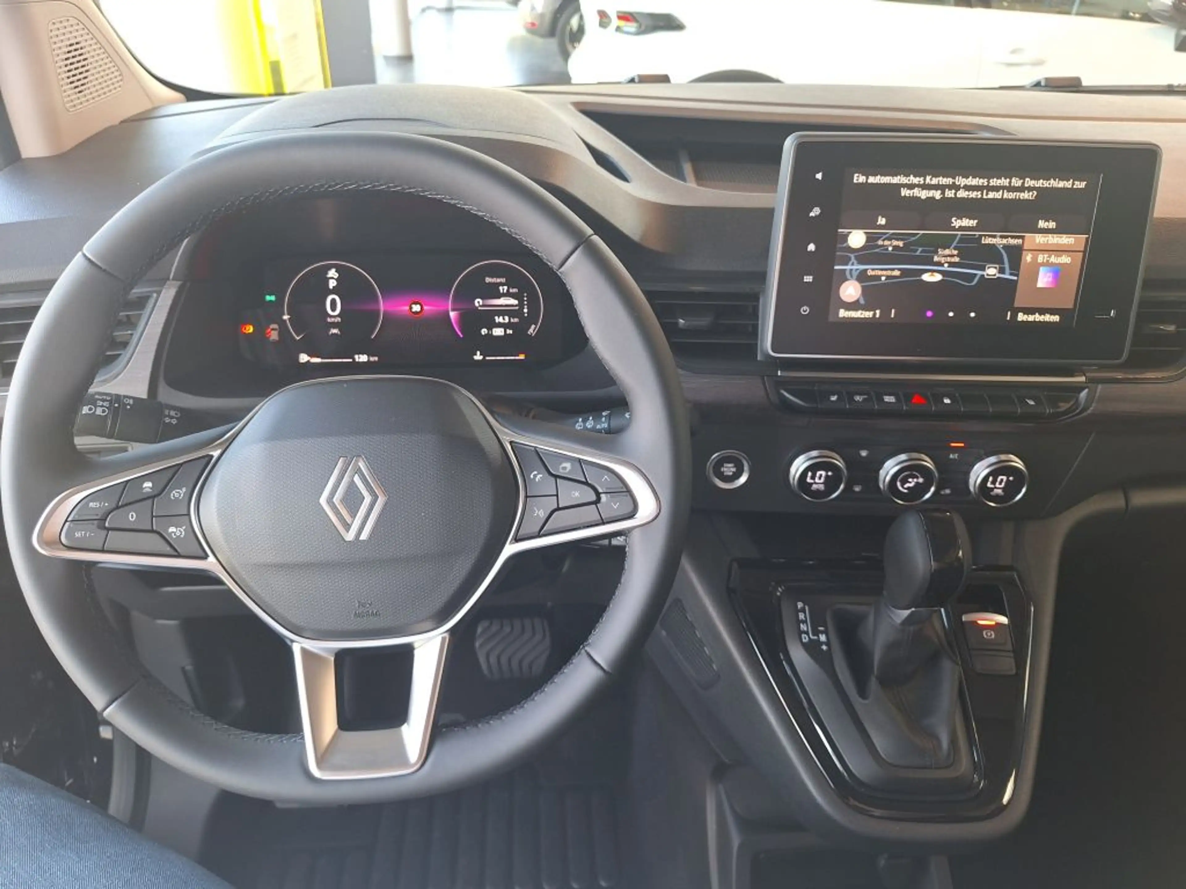 Renault Kangoo Grand TCe 130 EDC Techno (RFK) — photo 9