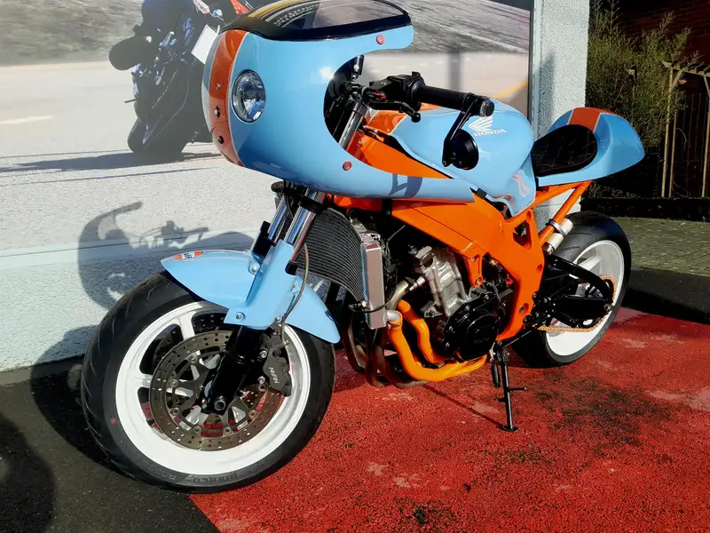 Honda CBR 900 - foto 6