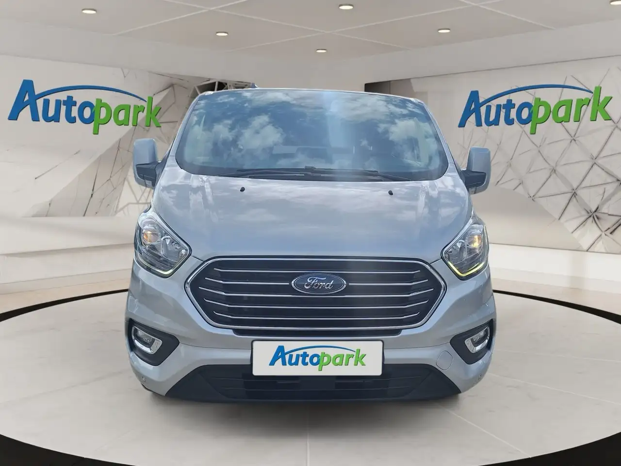 Ford Tourneo