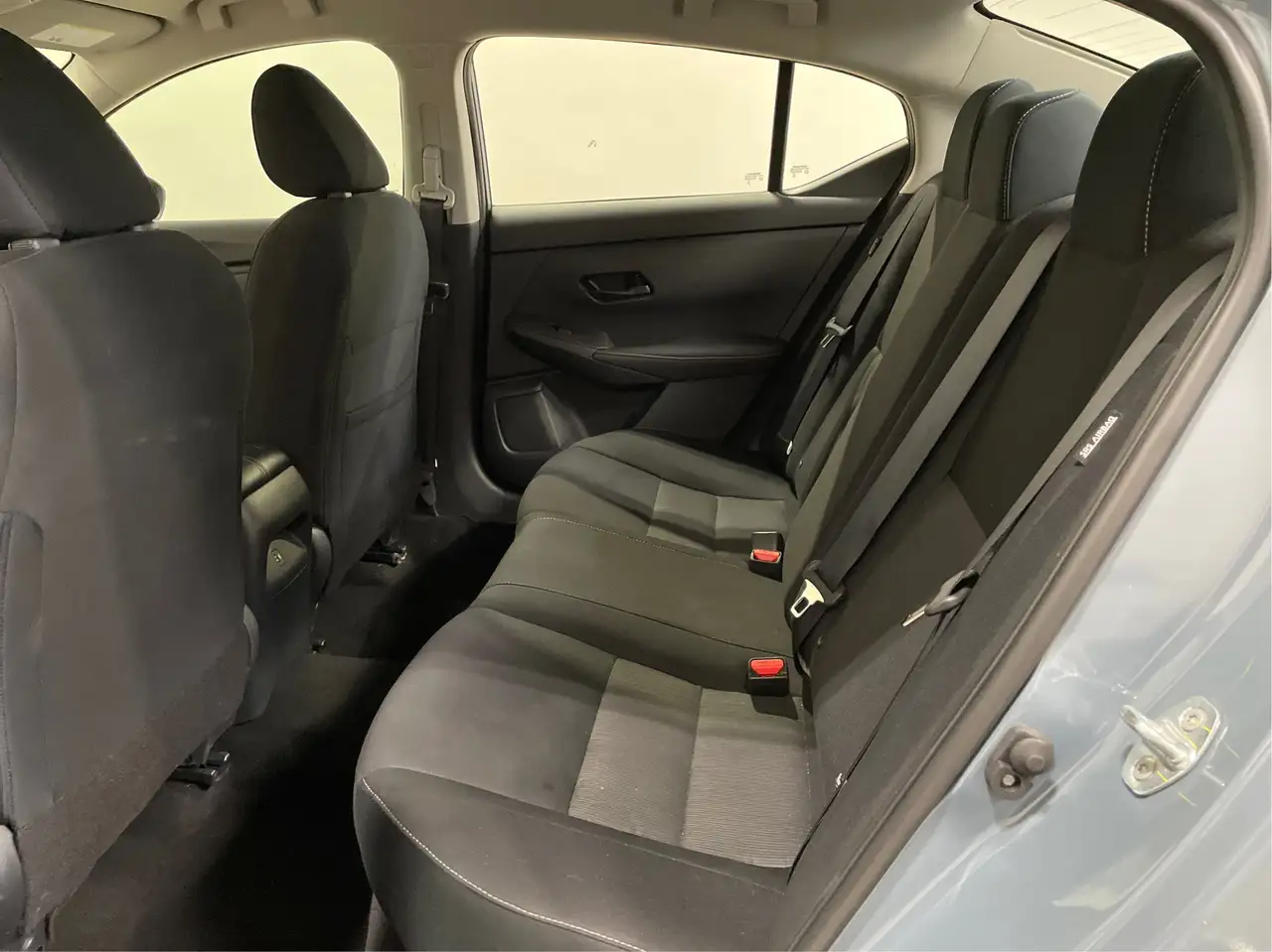 Nissan Sentra снимка Nissan Sentra
