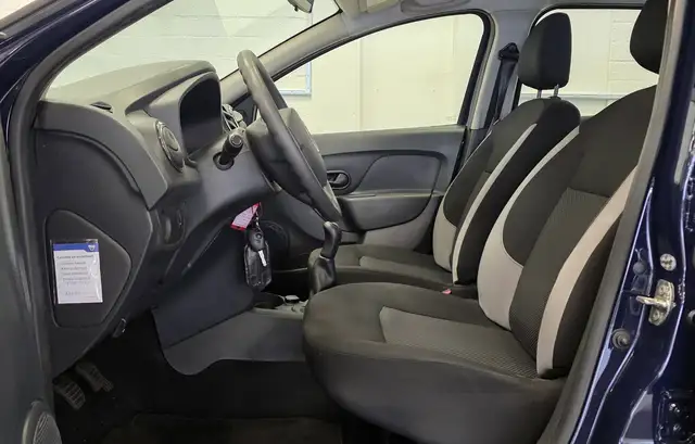 Dacia Sandero view 10