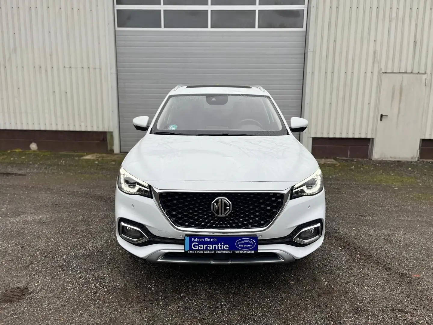 MG EHS Luxury PHEV - 2