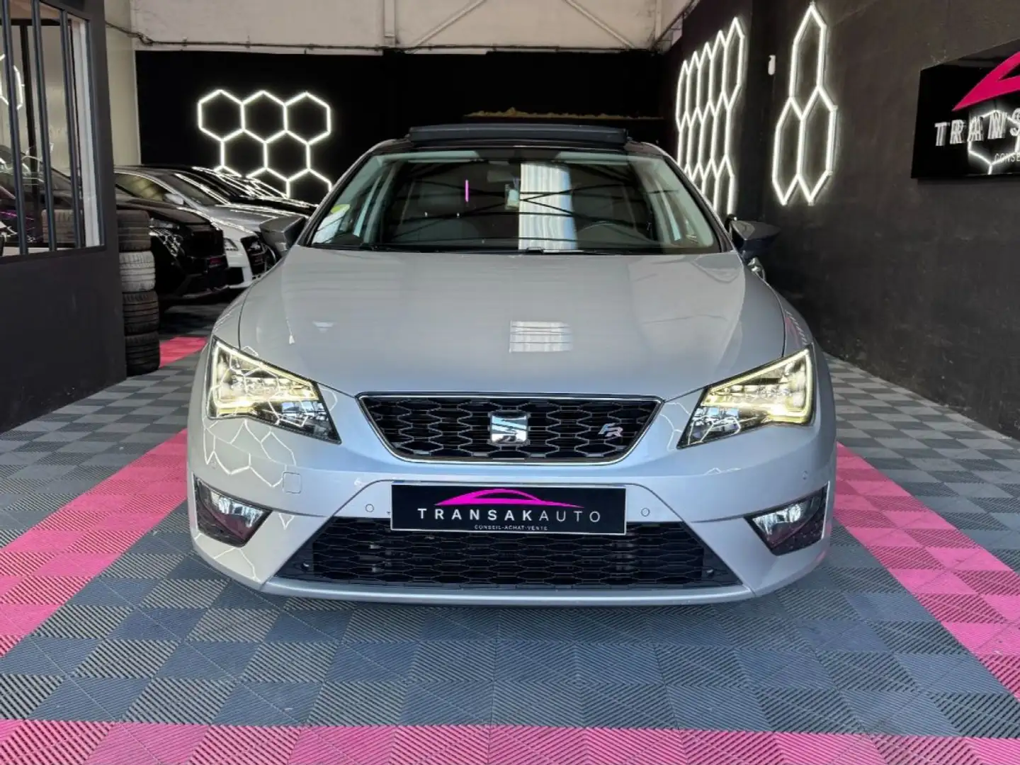 SEAT Leon 2.0 TDI 150 ch Start and Stop FR ~ Toit ouvrant ~ sound ~ Climatisation auto ~ Distri OK ~ Gris - 2