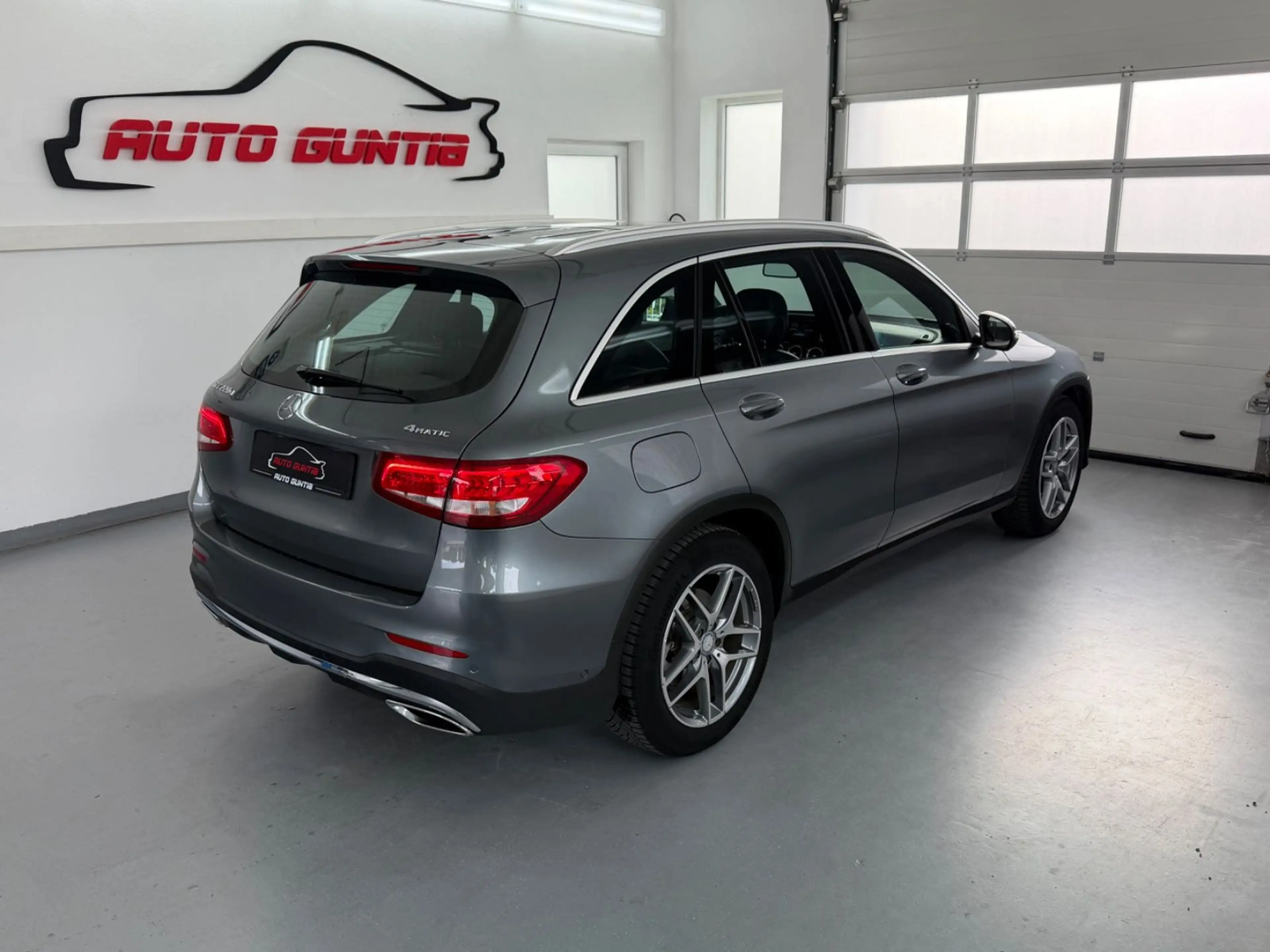 Mercedes-Benz GLC 220 d 4Matic*AMG*Pano*AHK* — photo 7