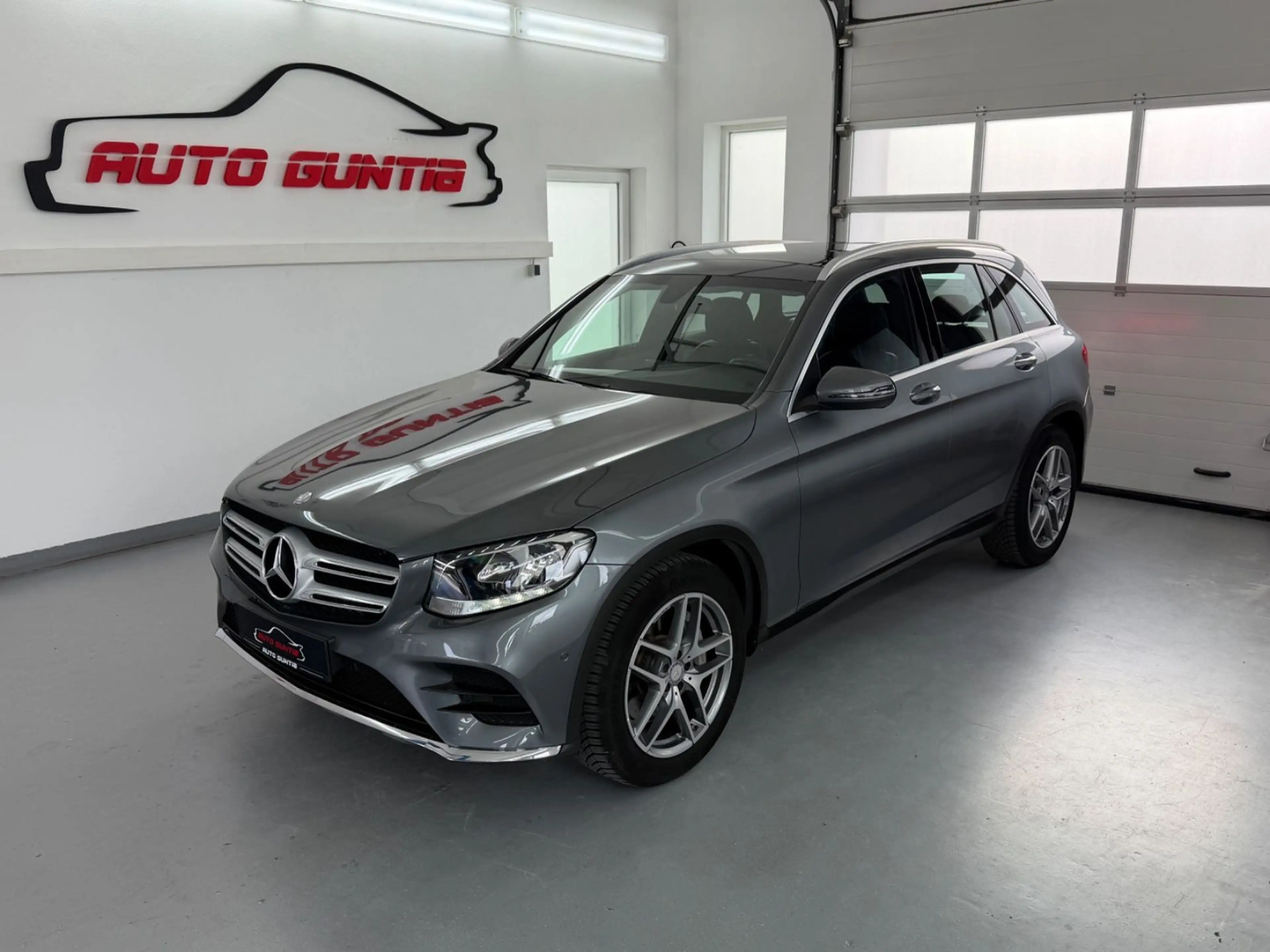 Mercedes-Benz GLC 220 d 4Matic*AMG*Pano*AHK* — photo 2