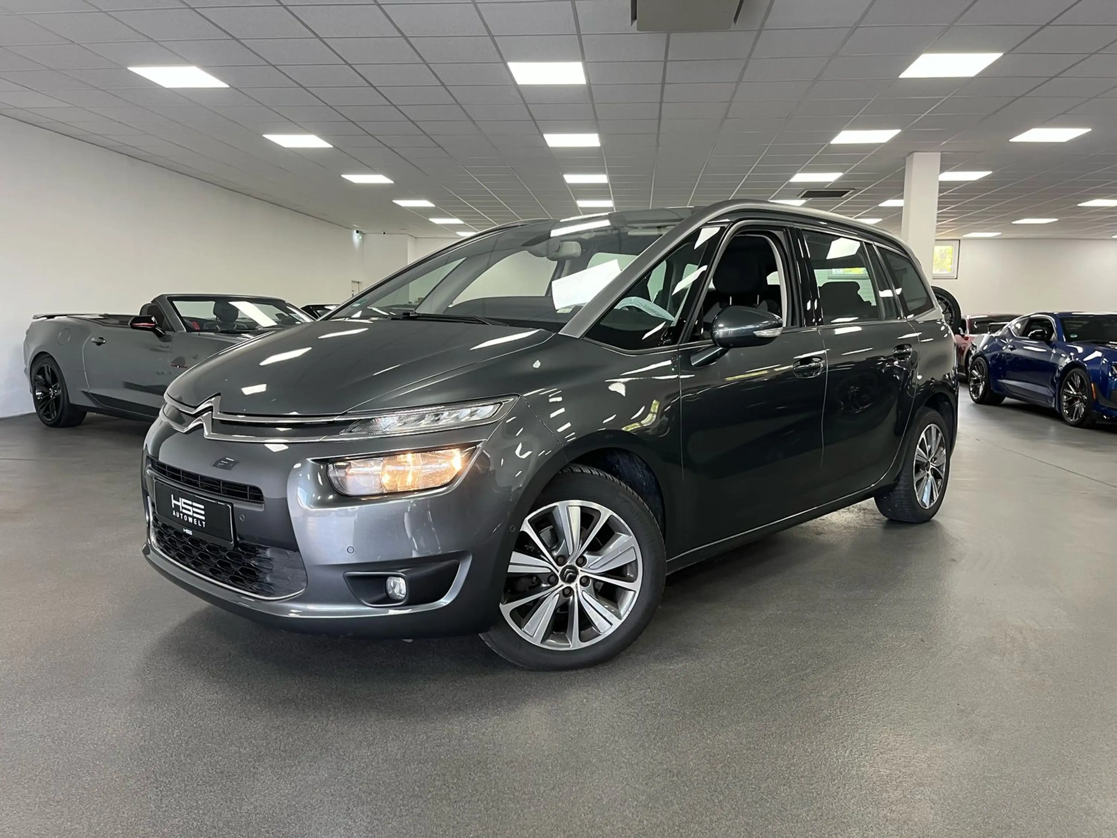 Citroen Grand C4 Picasso 7-Sitzer/ Schalter/ Zahnriemen+Service Neu — photo 3