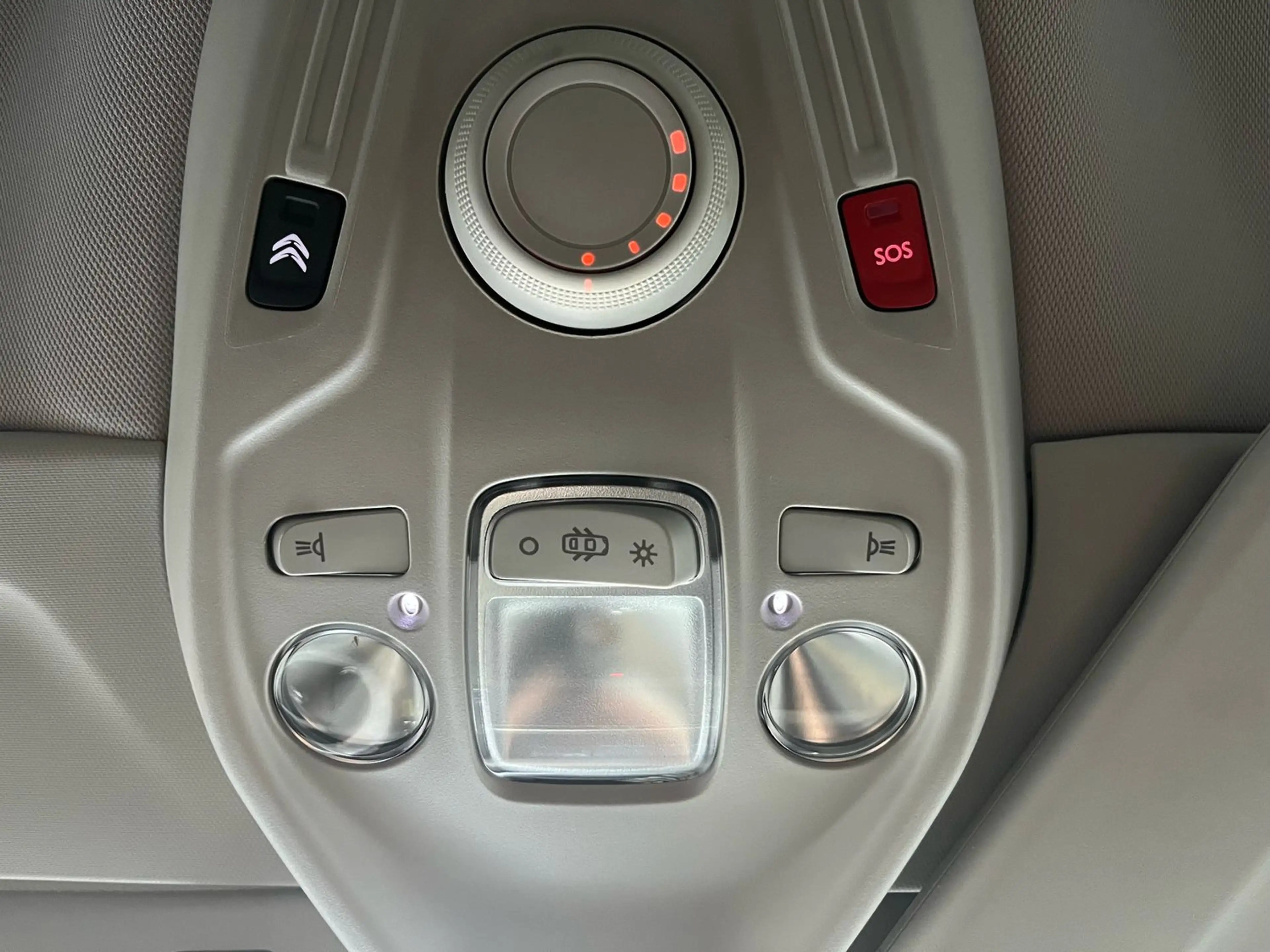Citroen Grand C4 Picasso 7-Sitzer/ Schalter/ Zahnriemen+Service Neu — photo 23