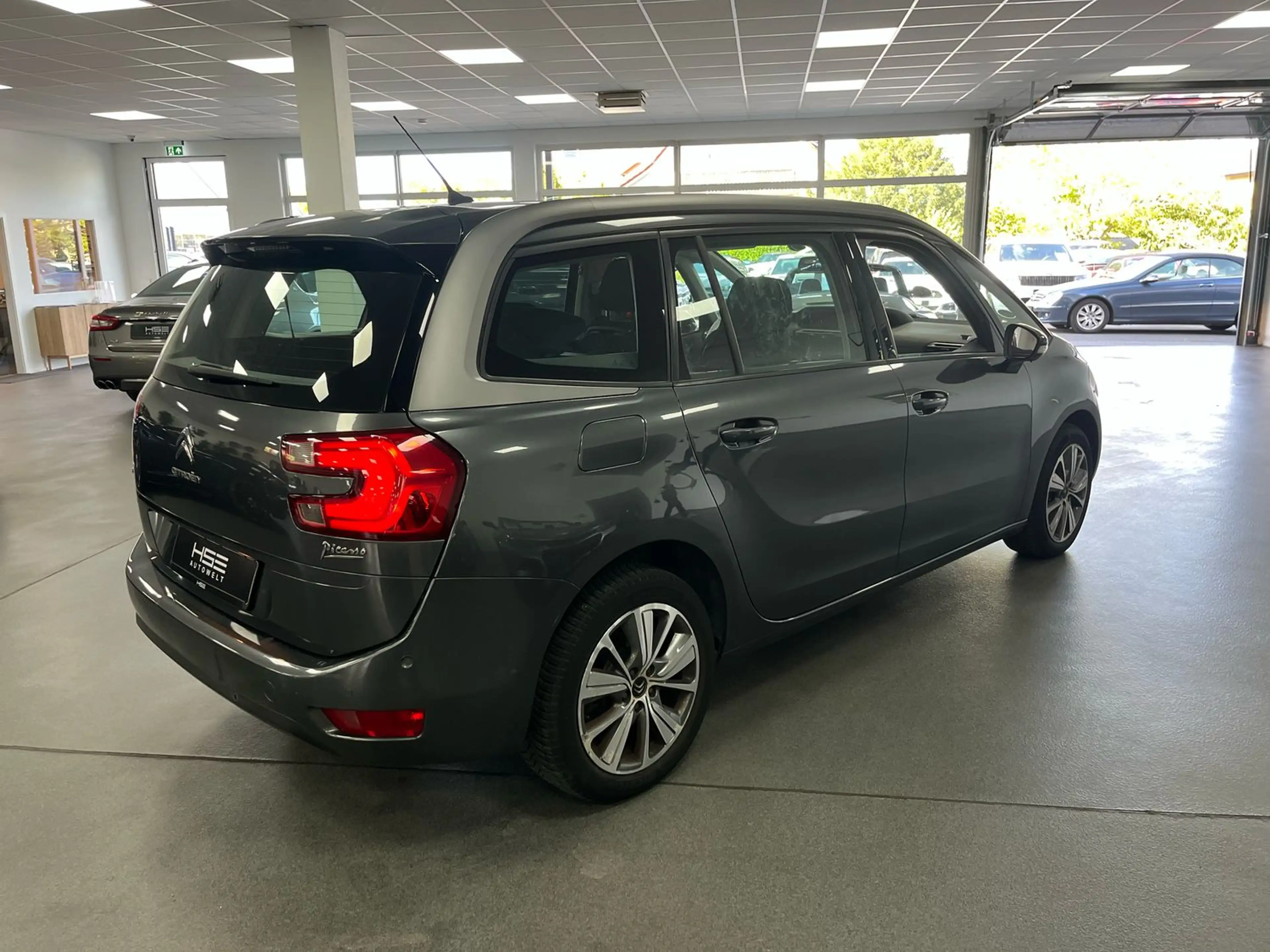 Citroen Grand C4 Picasso 7-Sitzer/ Schalter/ Zahnriemen+Service Neu — photo 9