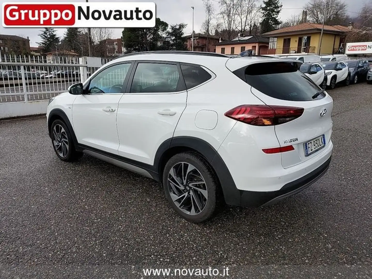 Hyundai TUCSON 2.0 CRDi 48V 4WD aut. Exellence Blanco - 2