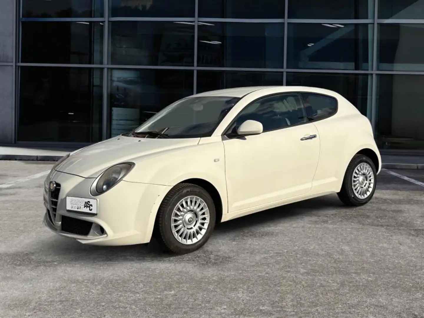 Alfa Romeo MiTo 1.4 BENZ 70 CV Progression OK NEOPATENTATI Bianco - 1