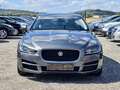 Jaguar XE Grau - thumbnail 4