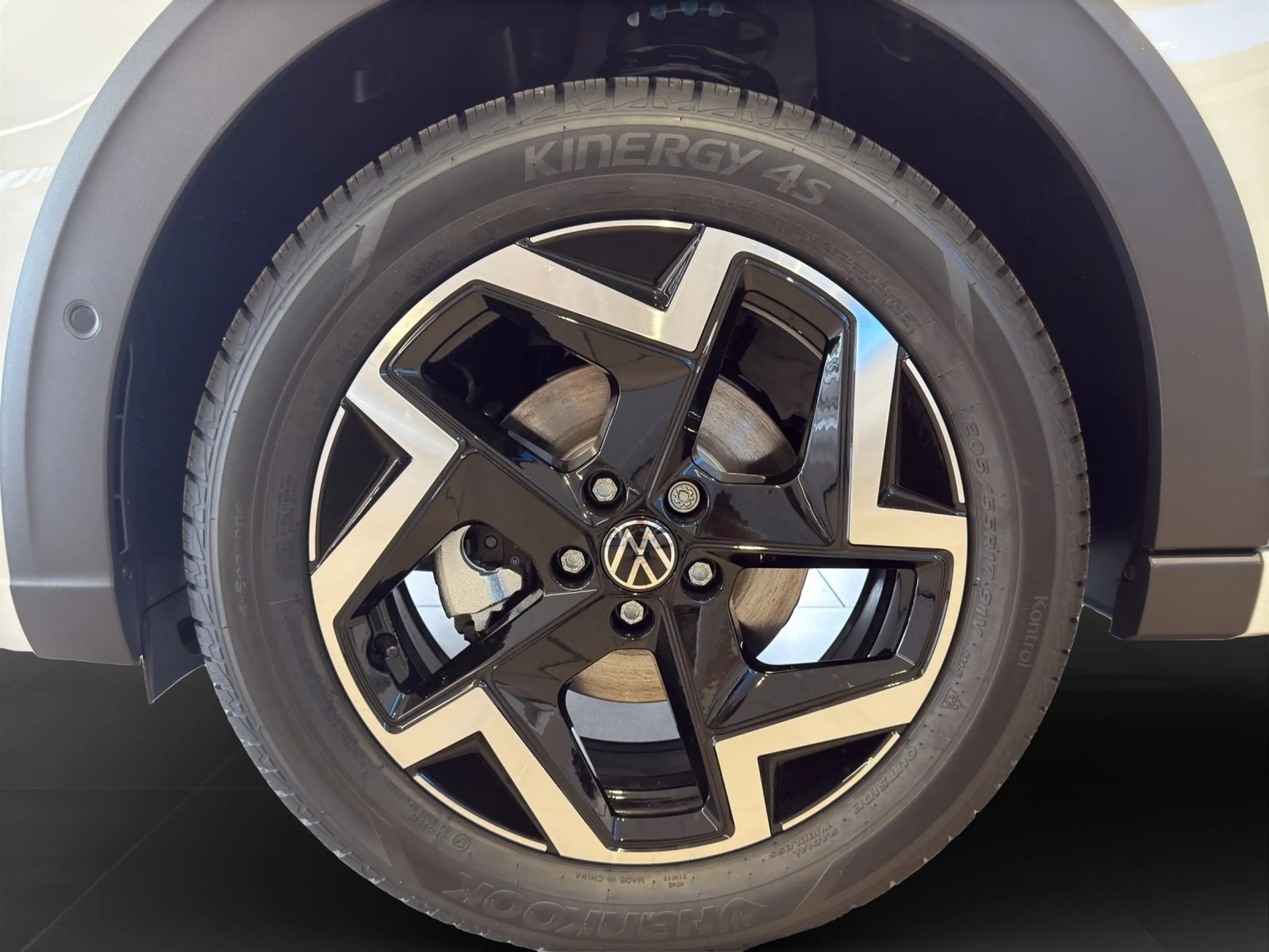 Volkswagen Taigo 1.0 TSI DSG R-LINE REAR VIEW NAVI GJR AHK — photo 7