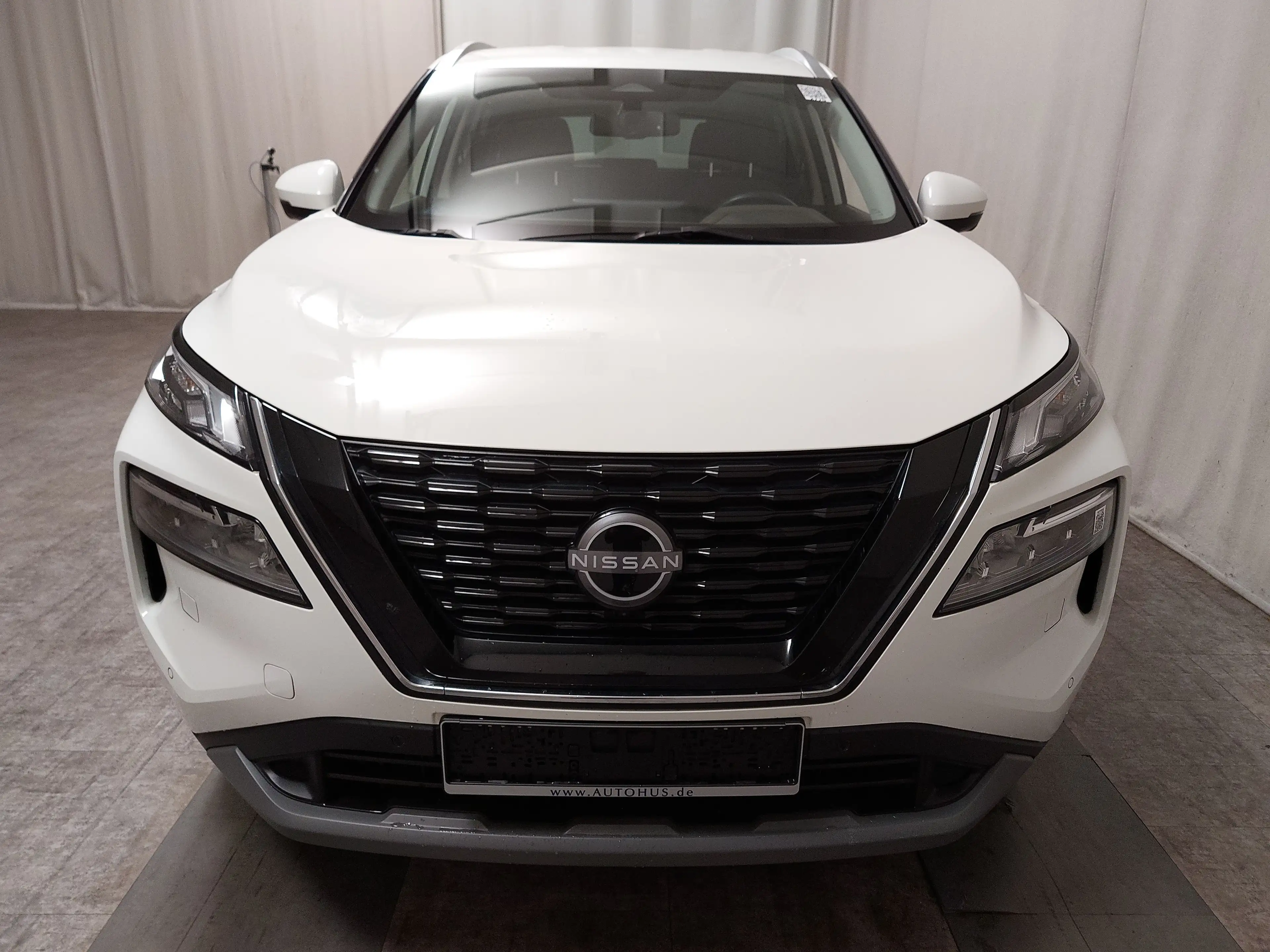 Nissan X-Trail — photo 9