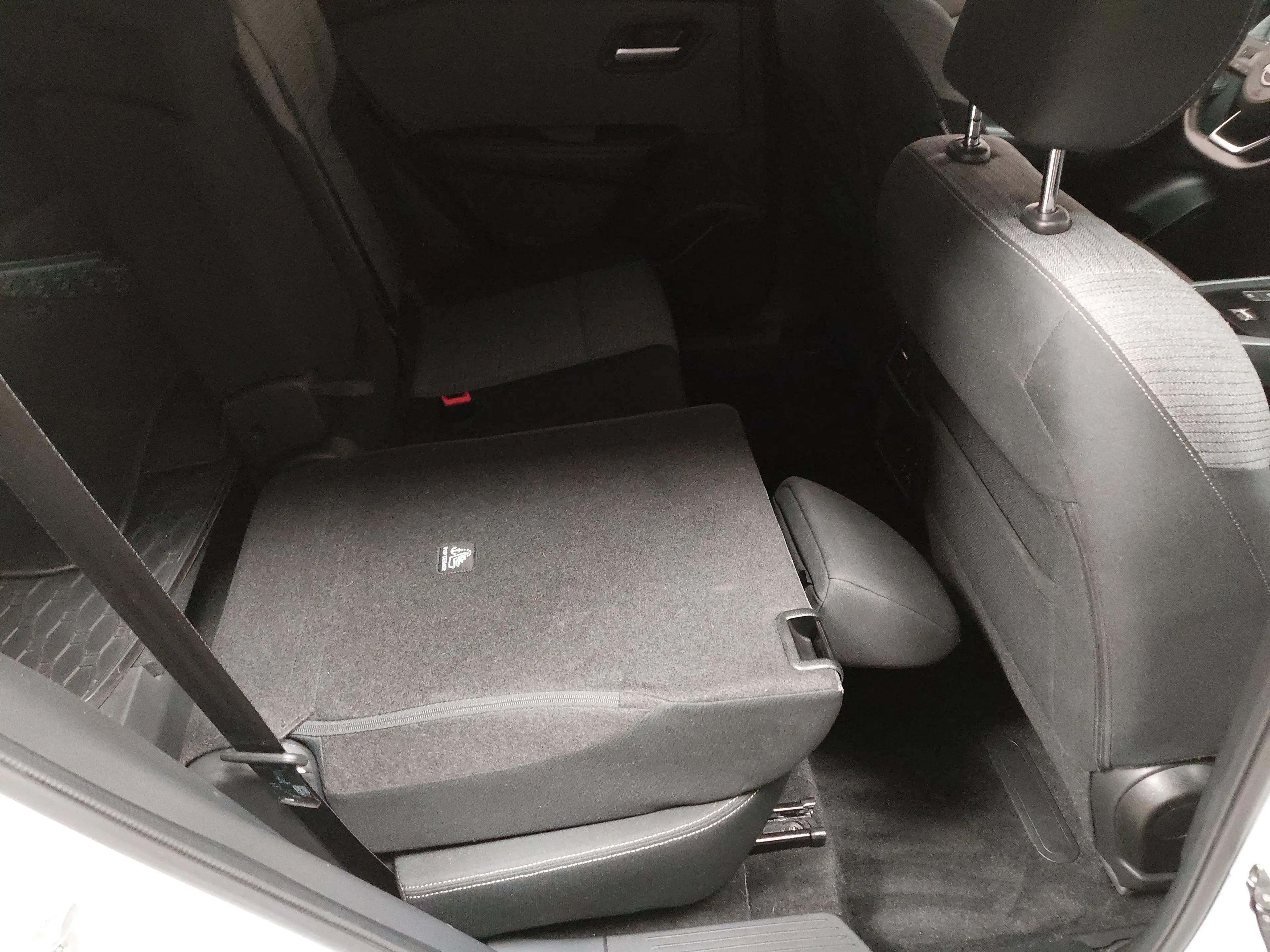 Nissan X-Trail — photo 11