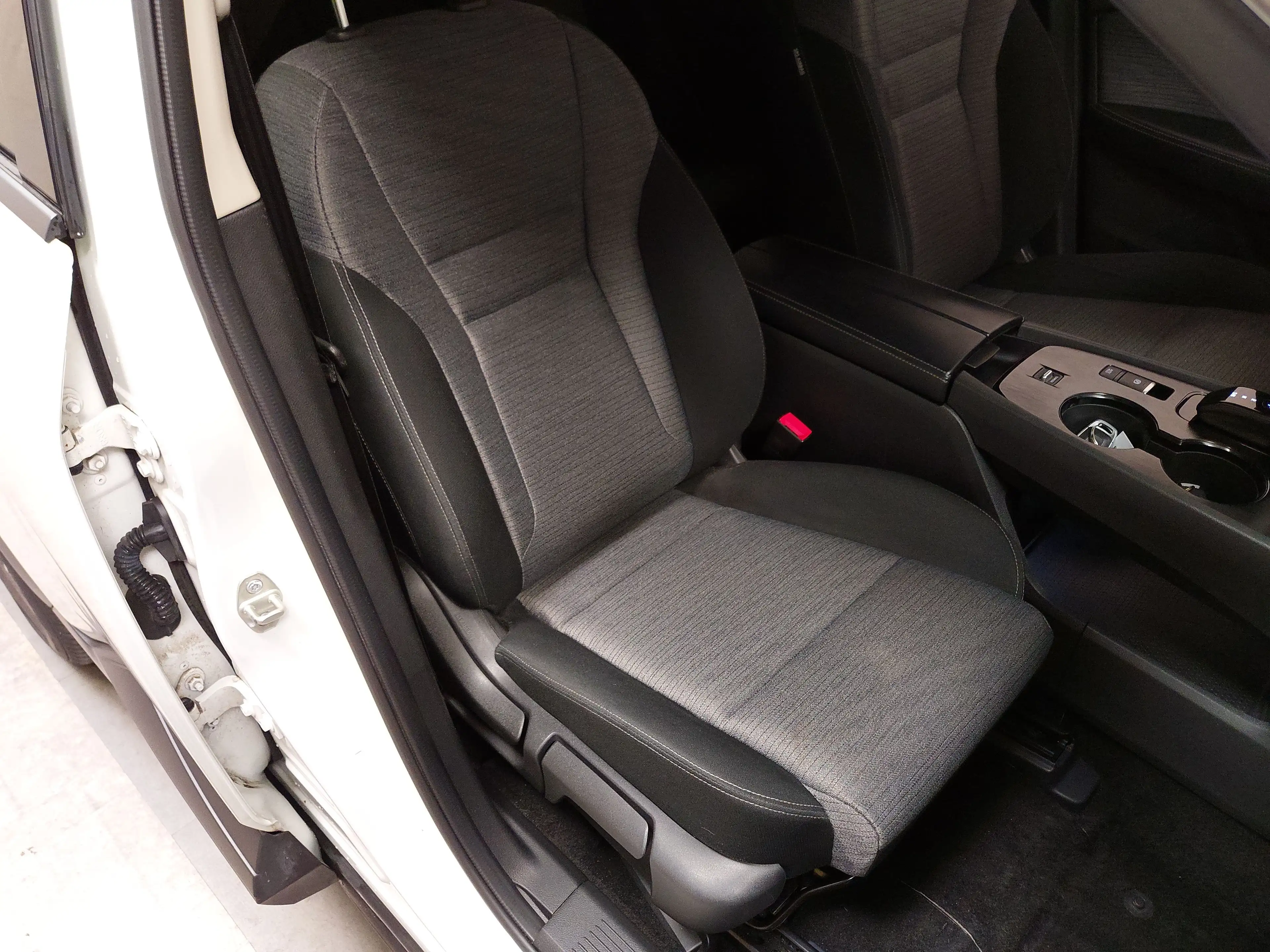 Nissan X-Trail — photo 10
