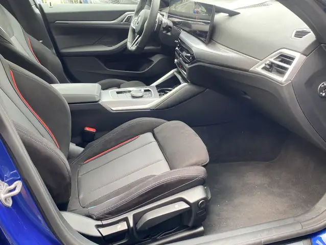 BMW 4 Series view 12