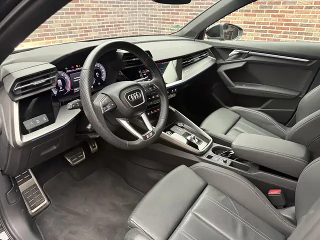 Audi A3 view 3
