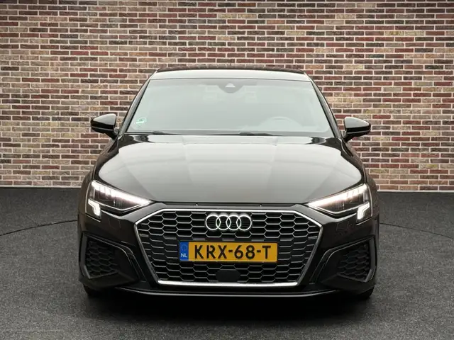 Audi A3 view 5