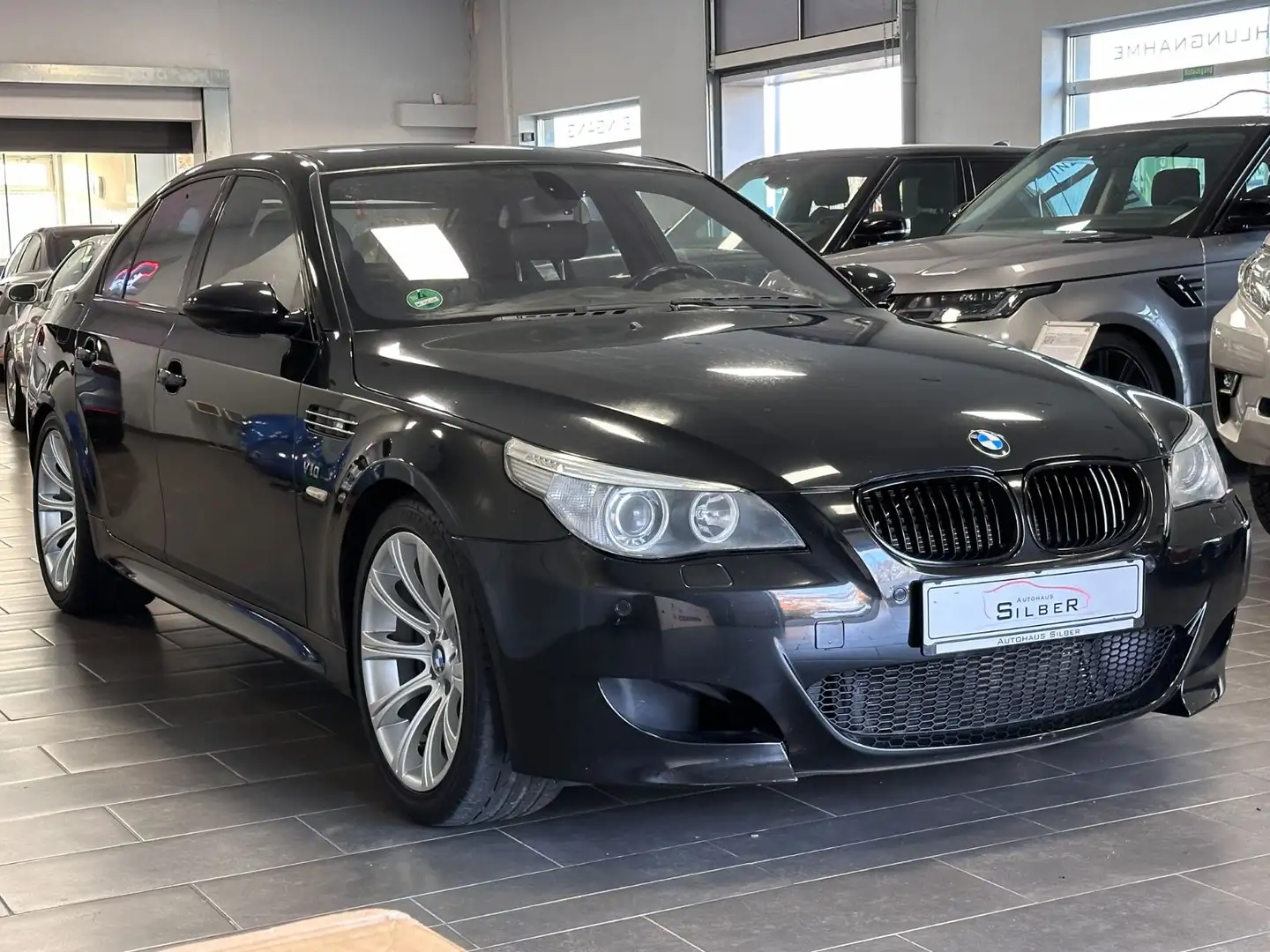 BMW M5 Lim. Sitzluft/Kamera/NaviProf/HUD/Xenon/EGSD Schwarz - 2