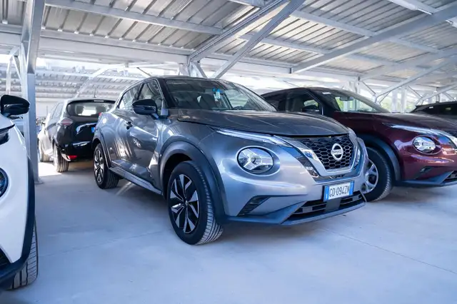 Nissan Juke view 3