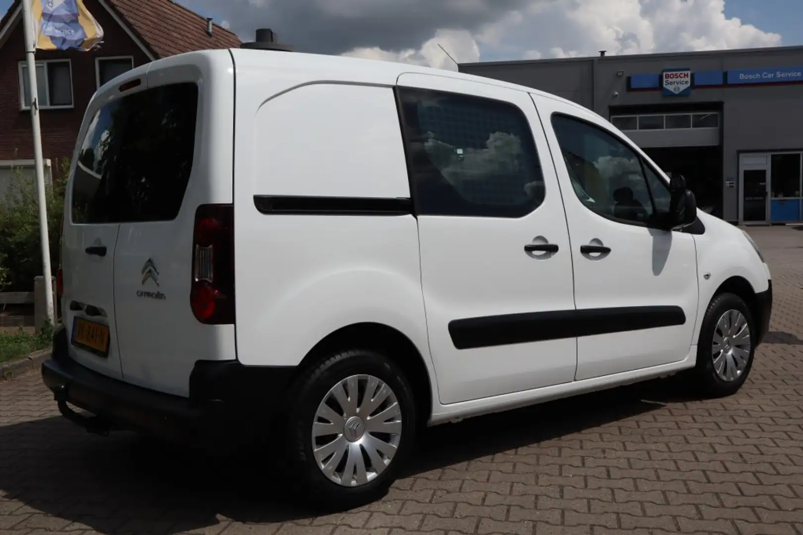 Citroen Berlingo 1.6 E-HDI 90 CLUB AUTOMAAT Wit - 2