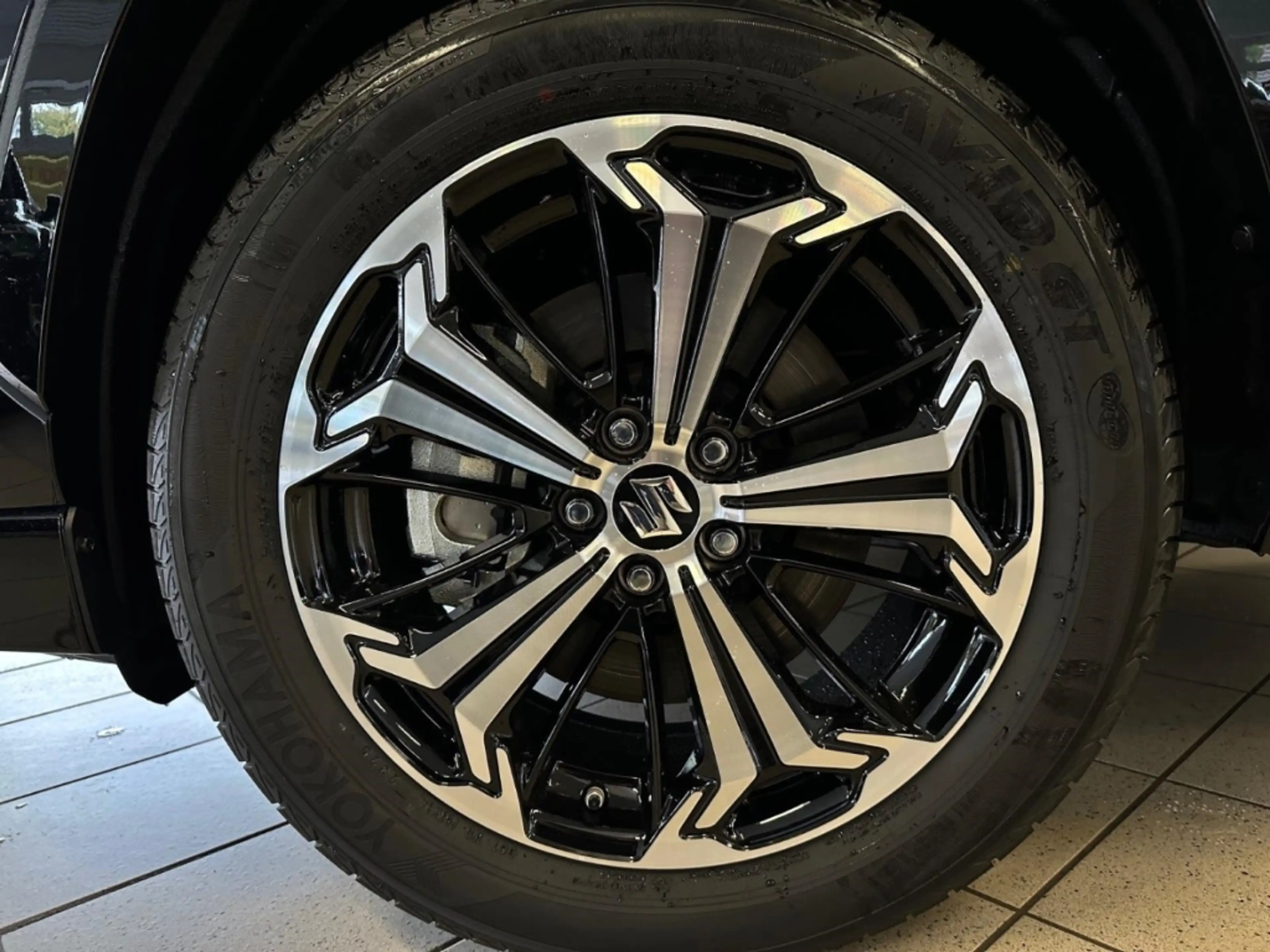 Suzuki Across Plug-In Hybrid Comfort+ 60 MON. GARANTIE* — photo 12