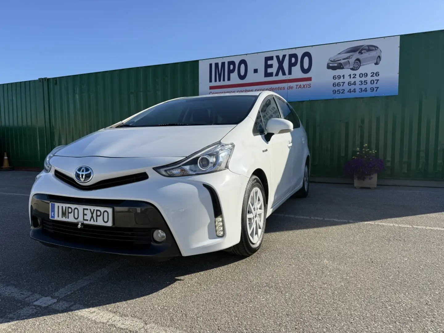 Toyota Prius Prius+ 1.8 Eco Blanco - 1