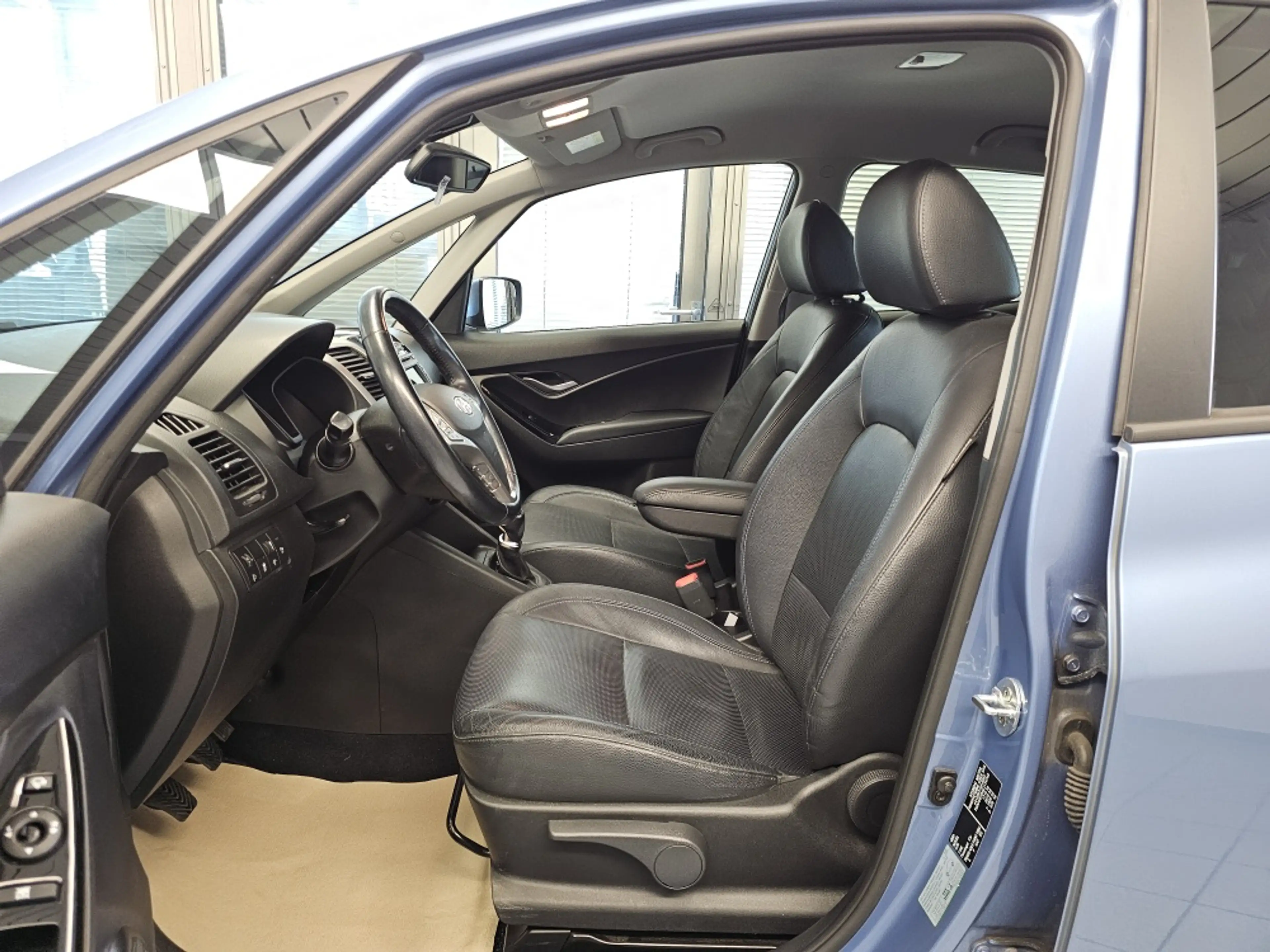 Hyundai iX20 1.Hand,PDC,Sitzheizung,Klimaautomatik — photo 18
