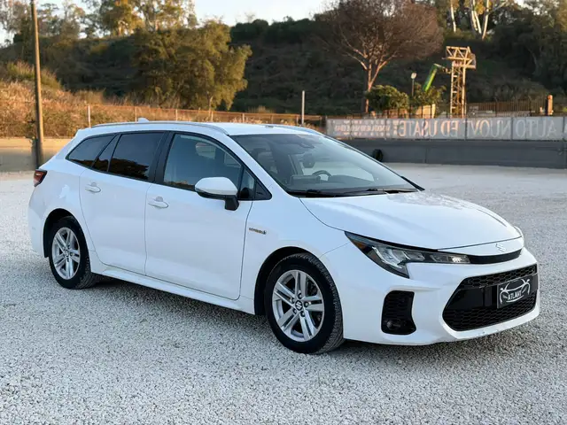 Suzuki Swace 1.8h Cool e-cvt