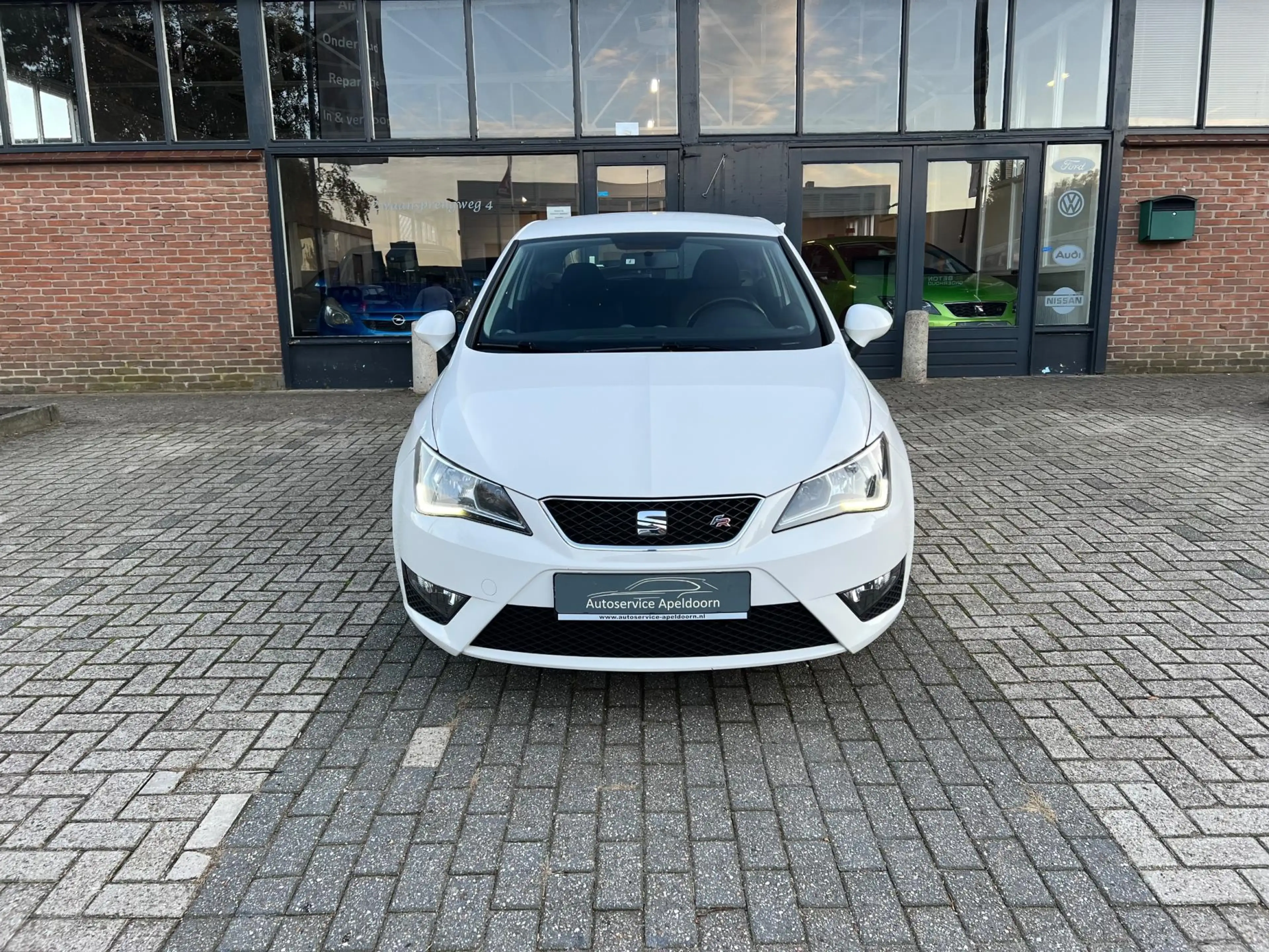 SEAT Ibiza SC 1.2 TSI FR, Facelift, Led, Cruise control — photo 3