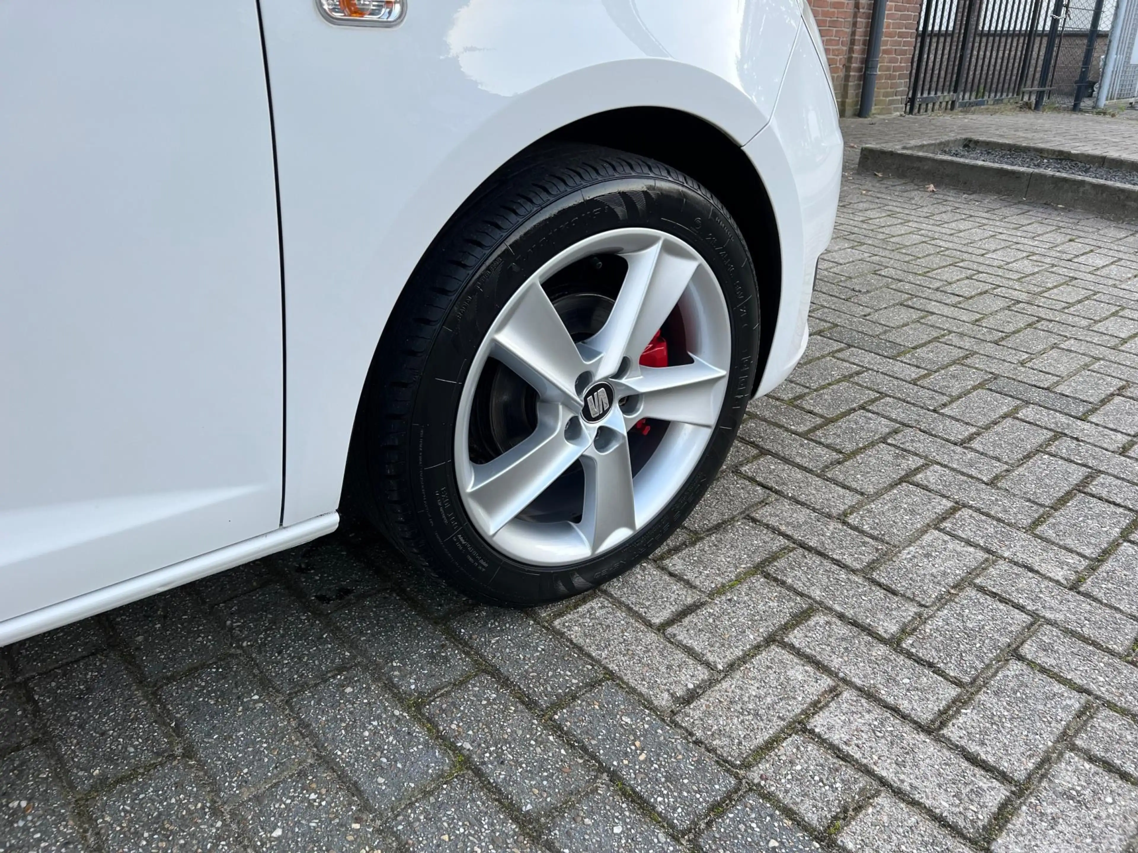 SEAT Ibiza SC 1.2 TSI FR, Facelift, Led, Cruise control — photo 6