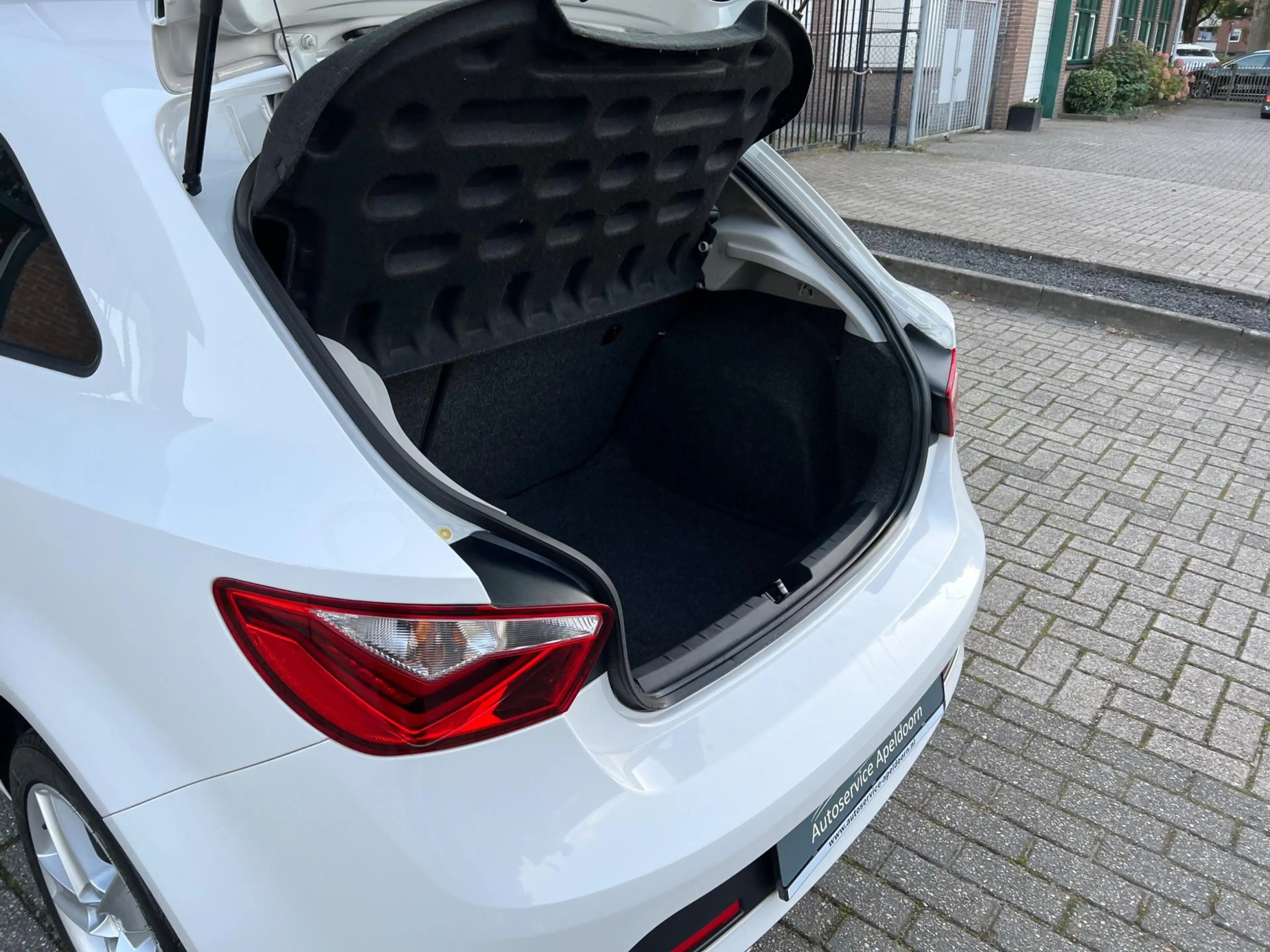 SEAT Ibiza SC 1.2 TSI FR, Facelift, Led, Cruise control — photo 12