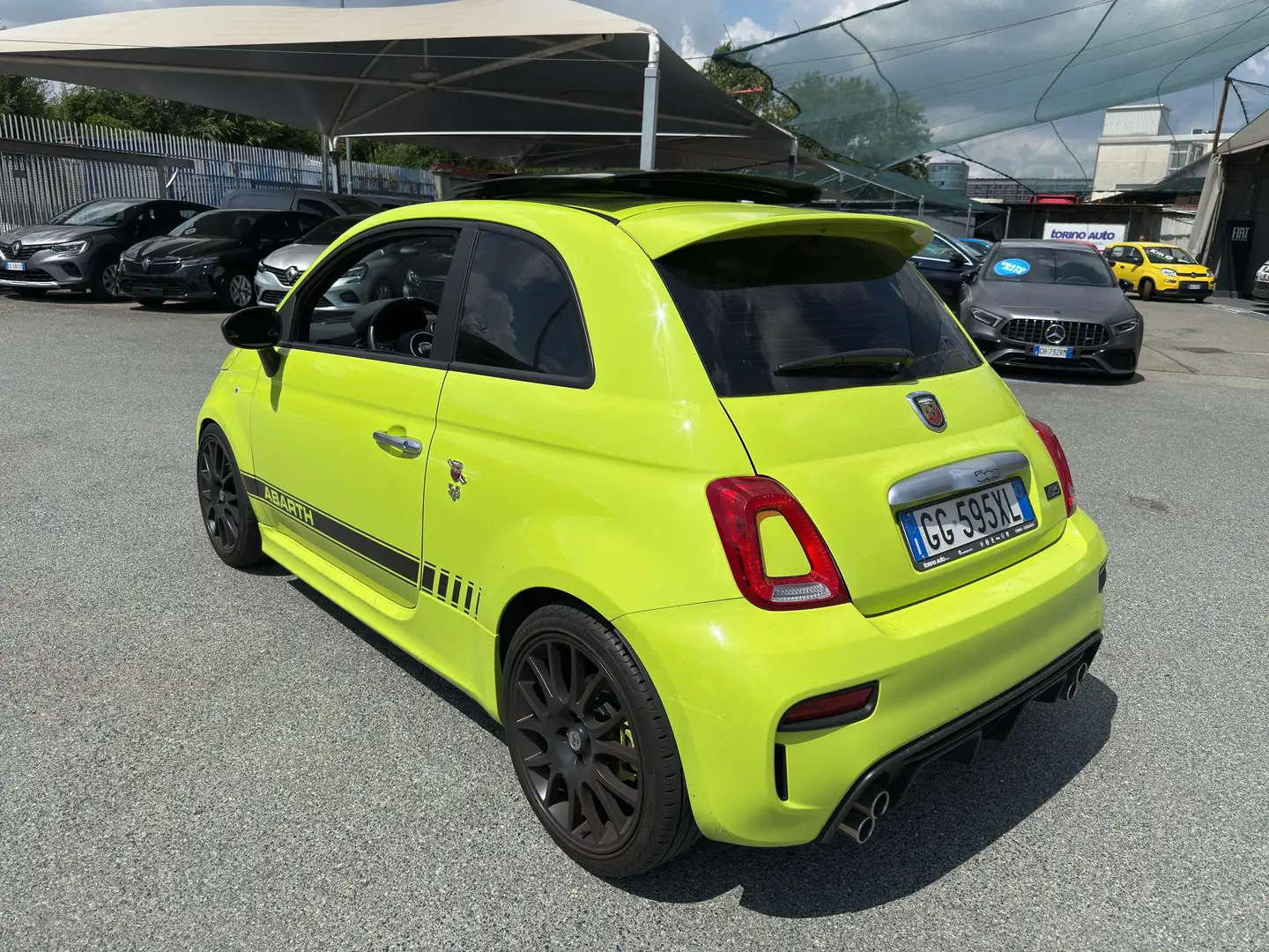 Abarth 595 595 F595 1.4 t-jet 165cv auto Зелений - 2