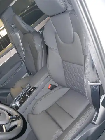 Volvo XC90 T8 AWD Geartr. Plus Bright 7-Sitzer Ansicht 8