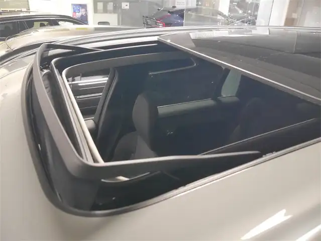 Volvo XC90 T8 AWD Geartr. Plus Bright 7-Sitzer Ansicht 5