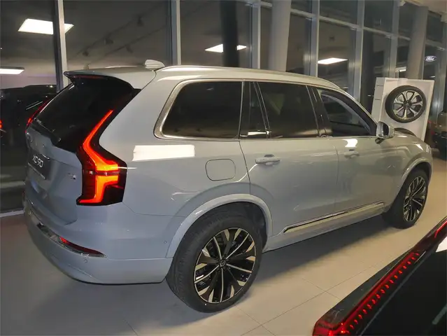Volvo XC90 T8 AWD Geartr. Plus Bright 7-Sitzer Ansicht 20