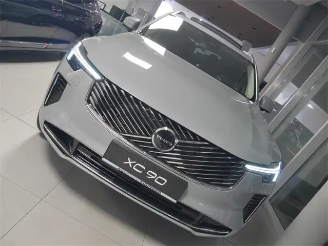 Volvo XC90 T8 AWD Geartr. Plus Bright 7-Sitzer Ansicht 22