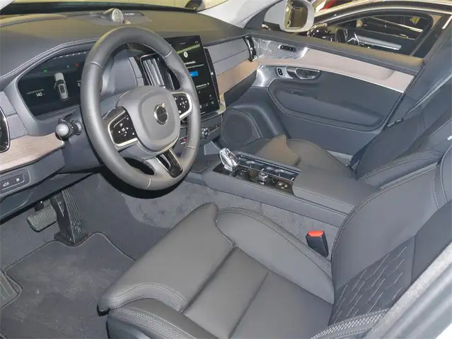Volvo XC90 T8 AWD Geartr. Plus Bright 7-Sitzer Ansicht 7