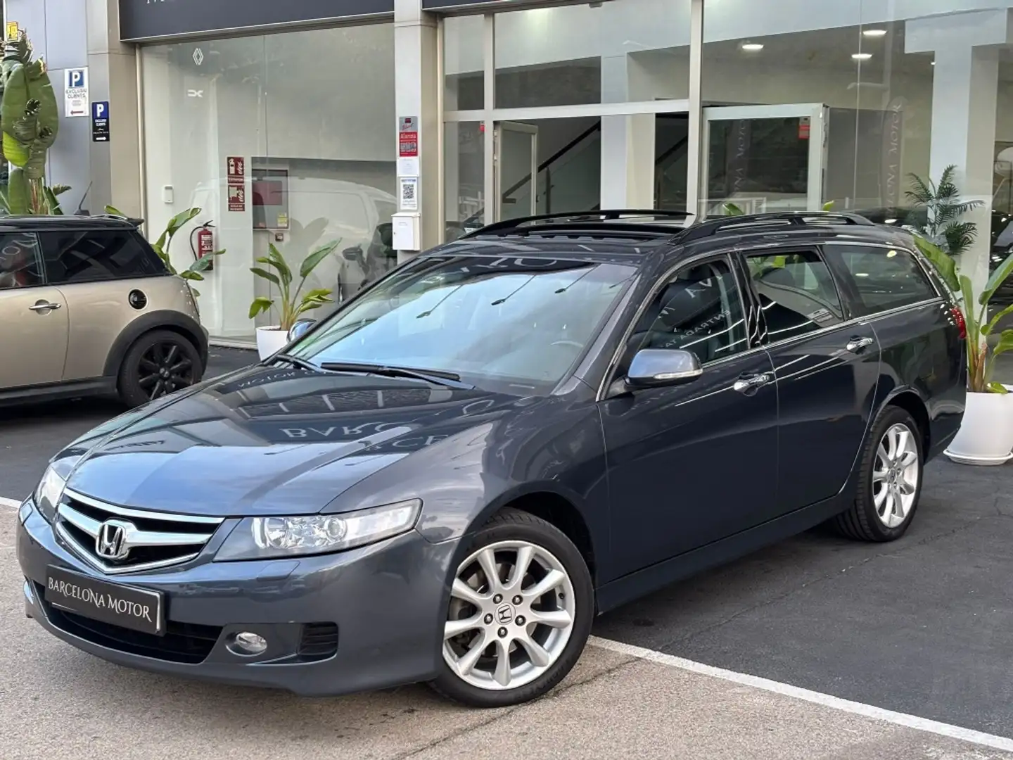 Honda Accord Tourer 2.4i-VTEC Executive Aut. Gris - 1
