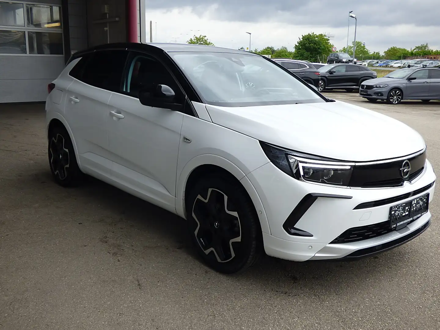 Opel Grandland 1,2 DI Turbo GS Start/Stop Aut. - 2