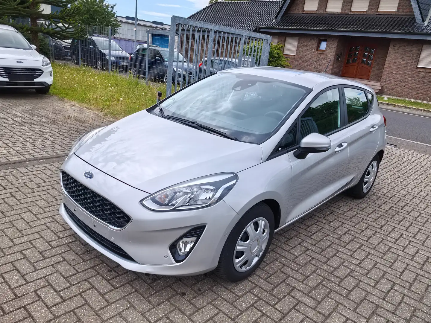 Ford Fiesta Cool Silber - 1