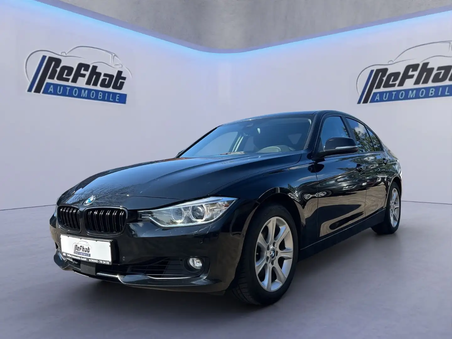 BMW 330 d Lim.*KEYLESS*HUD*SPUR*XENON*PDC*SHZ*NAV*ACC Black - 2