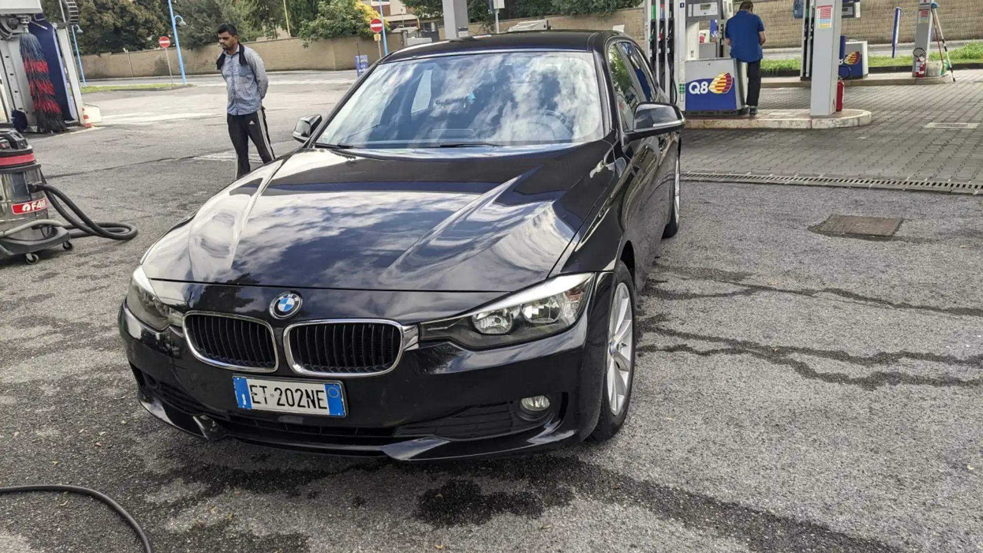 BMW 320 320d Touring 4x4 - 2