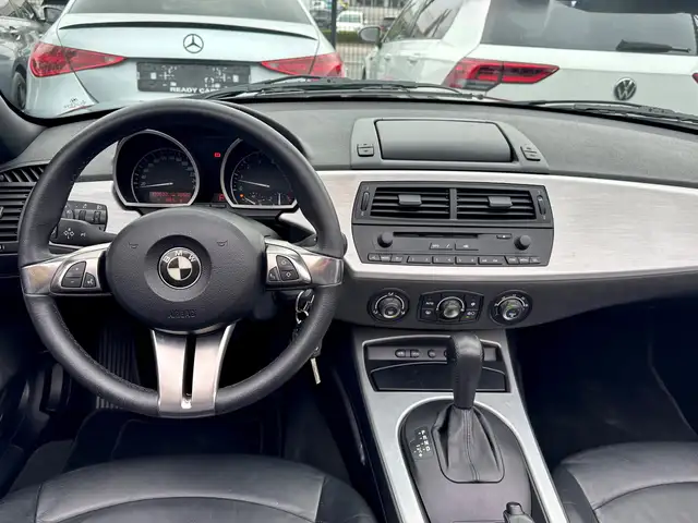 BMW Z4 view 14