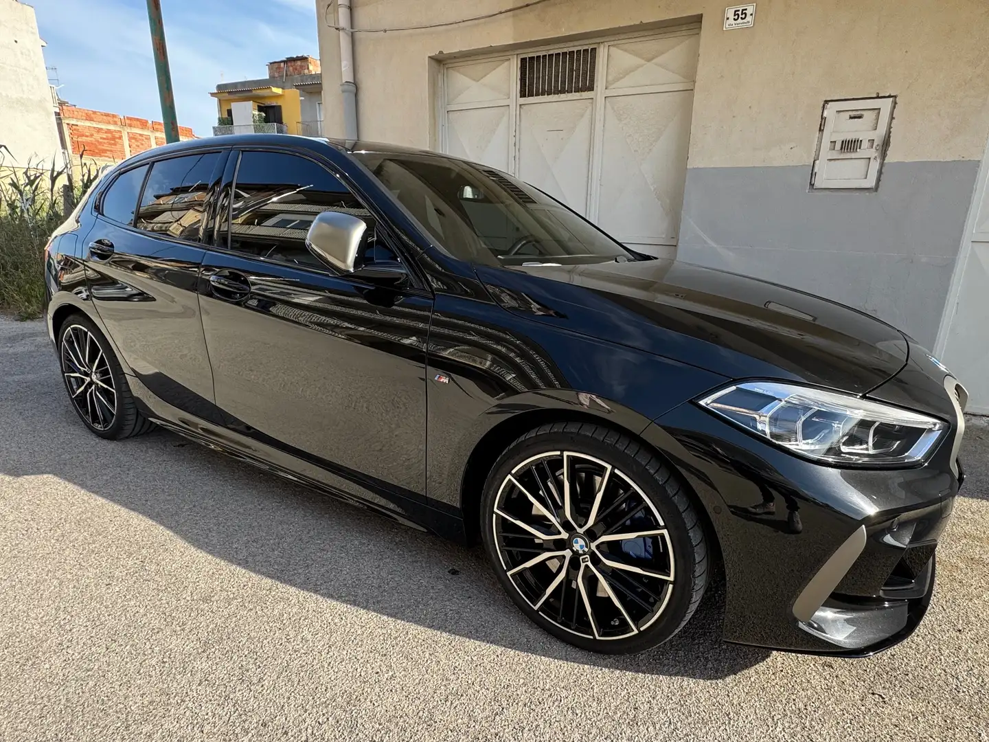 BMW 135 Serie 1 F40 M 135i xdrive auto Negro - 2
