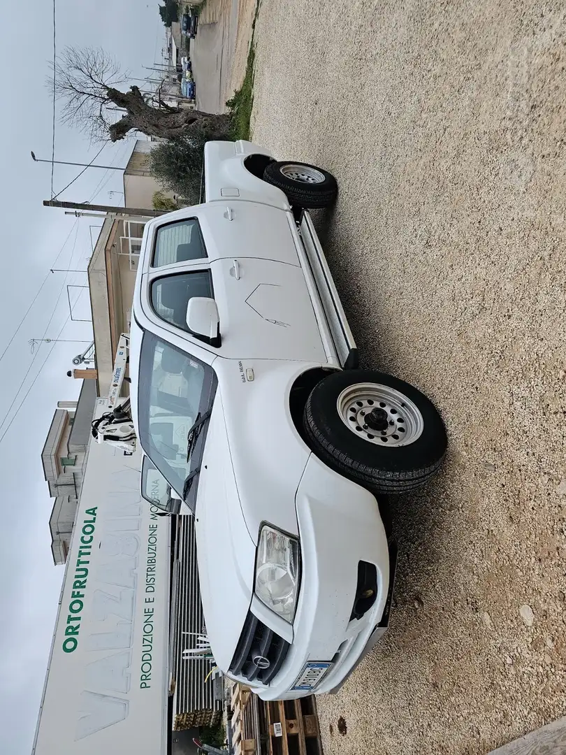 Tata Xenon 2.2 td 16v Dicor 4x4 pl Alb - 2