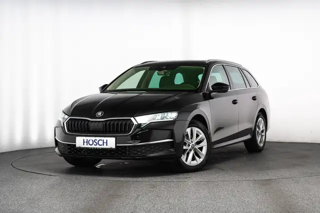Skoda Octavia view 2